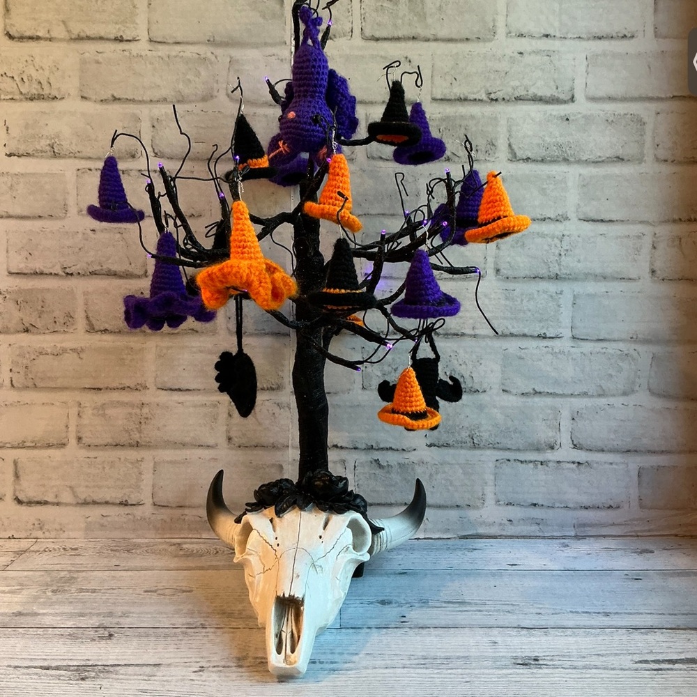GHOULISH 11in Goat Skull With Flowers Halloween Decor